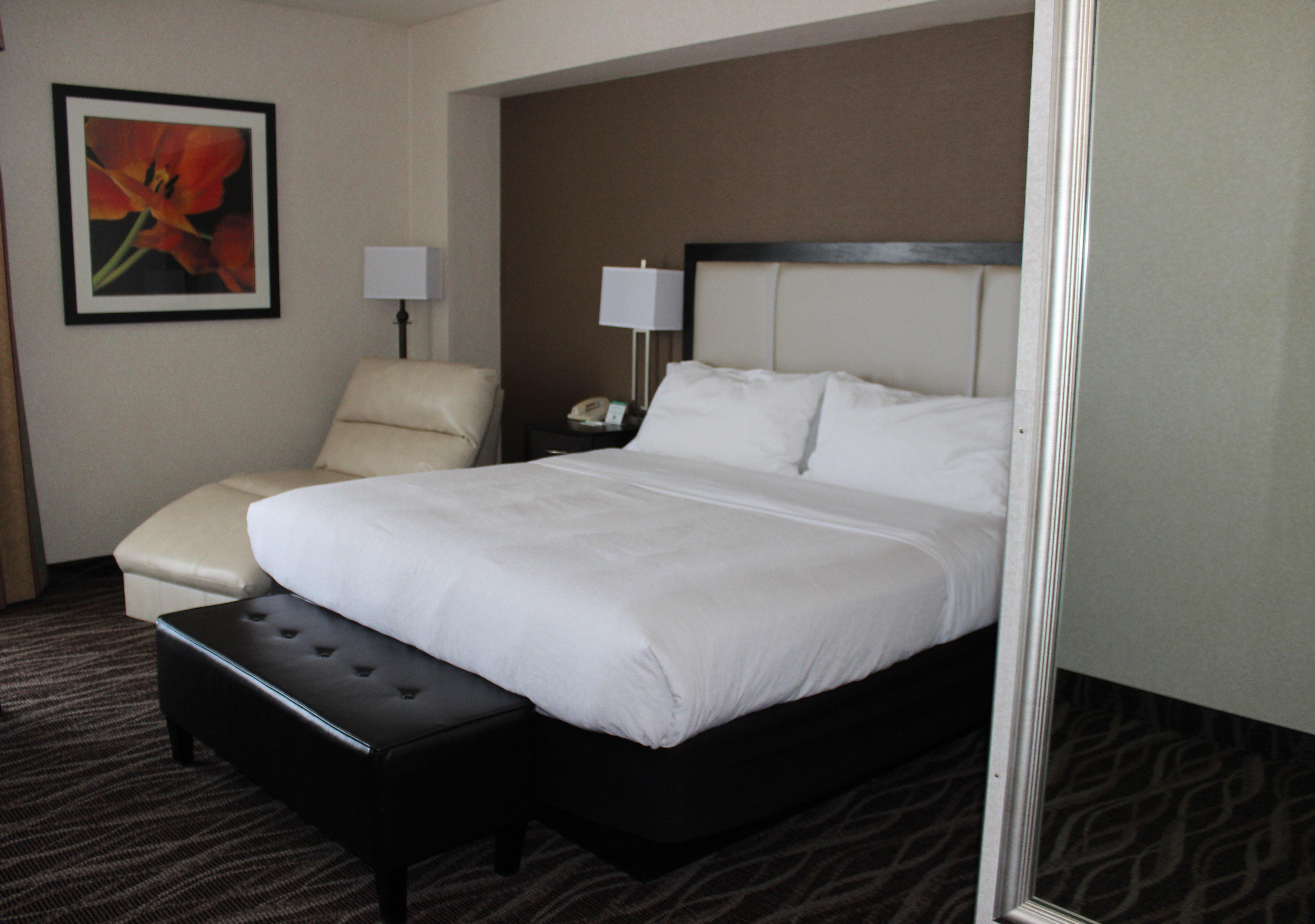 Holiday Inn Des Moines-Airport Conf Center By Ihg Exterior foto