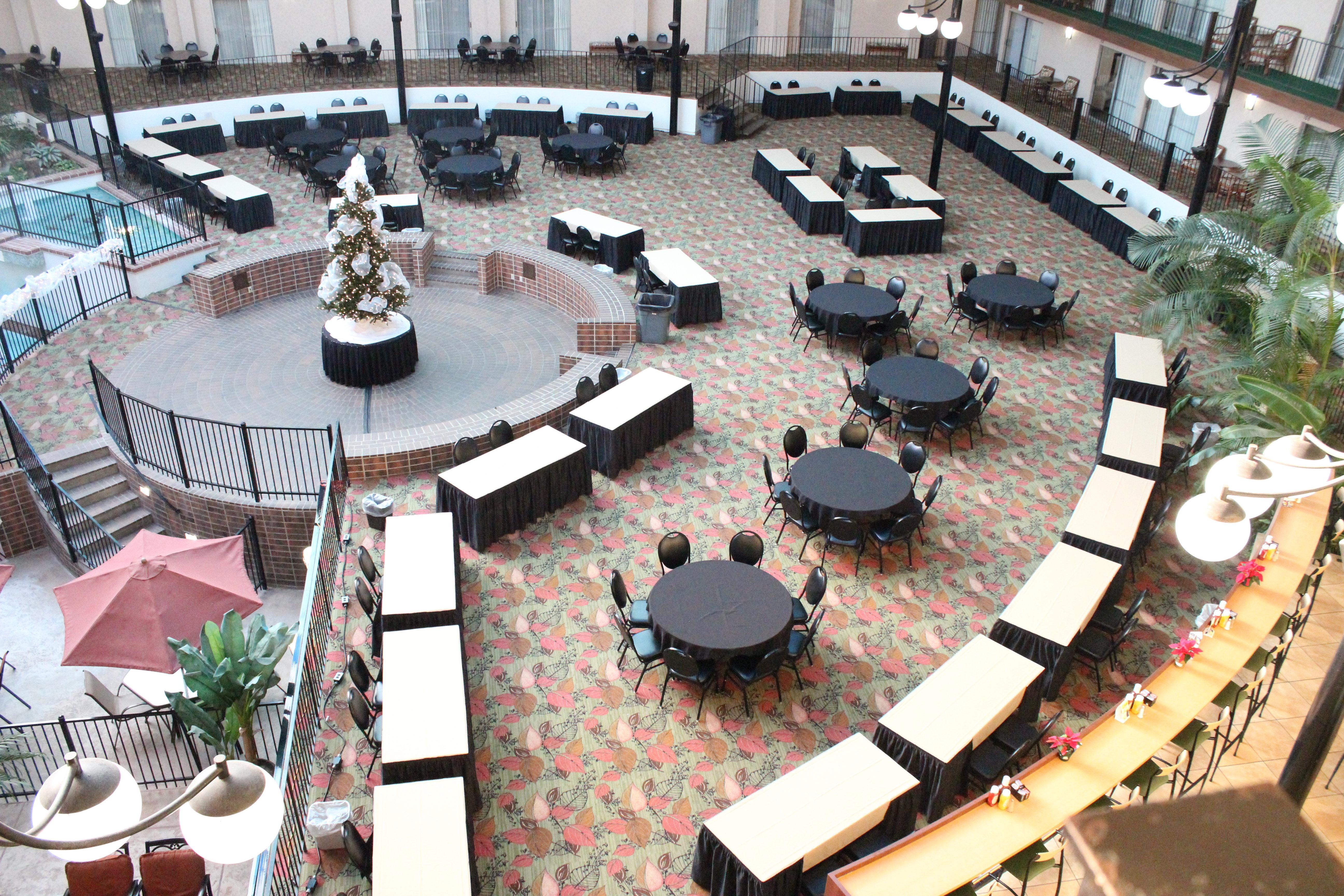 Holiday Inn Des Moines-Airport Conf Center By Ihg Exterior foto